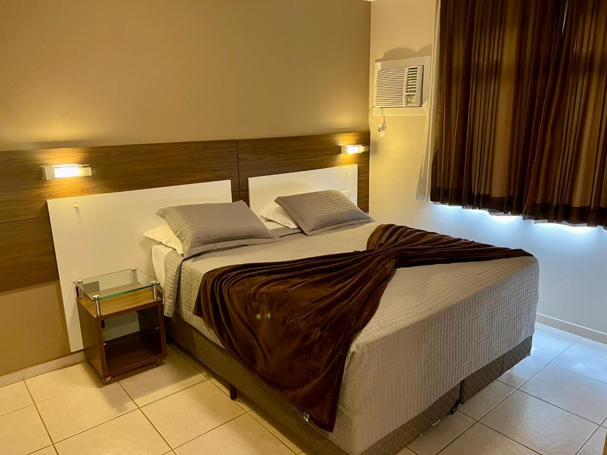 Brisamar Suite Hotel ฟลอเรียนอโปลิส ภายนอก รูปภาพ
