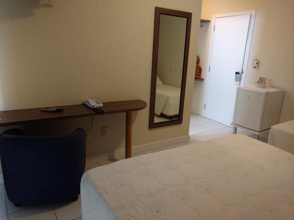 Brisamar Suite Hotel ฟลอเรียนอโปลิส ภายนอก รูปภาพ