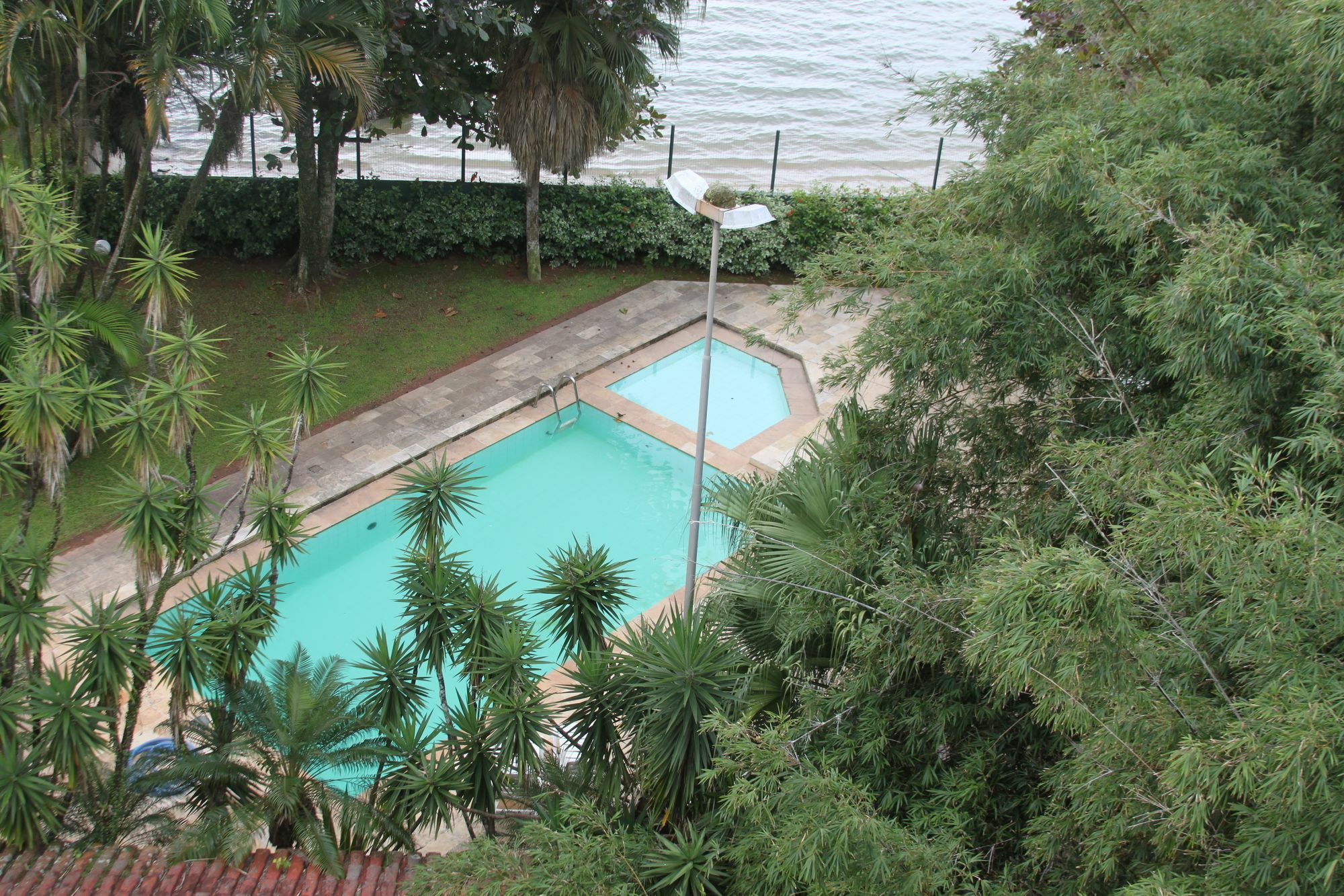 Brisamar Suite Hotel ฟลอเรียนอโปลิส ภายนอก รูปภาพ